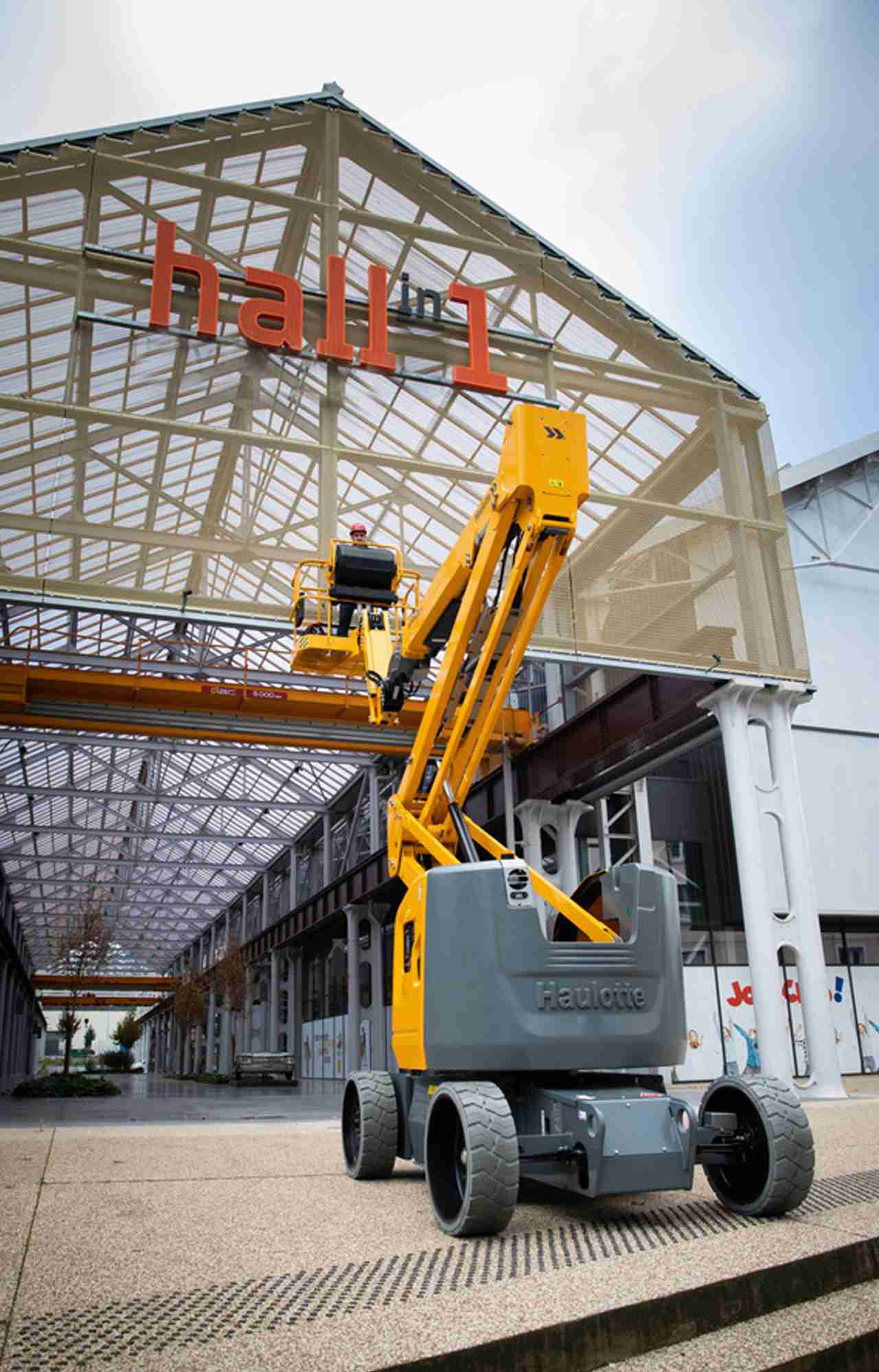 Boom Lift Rental In Hyderabad